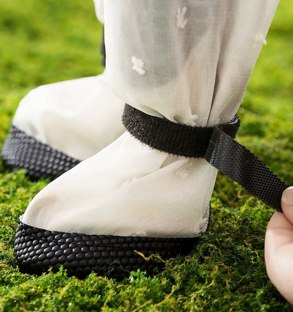 Anti-Dust Pants with Shoes - Wigglytailneeds